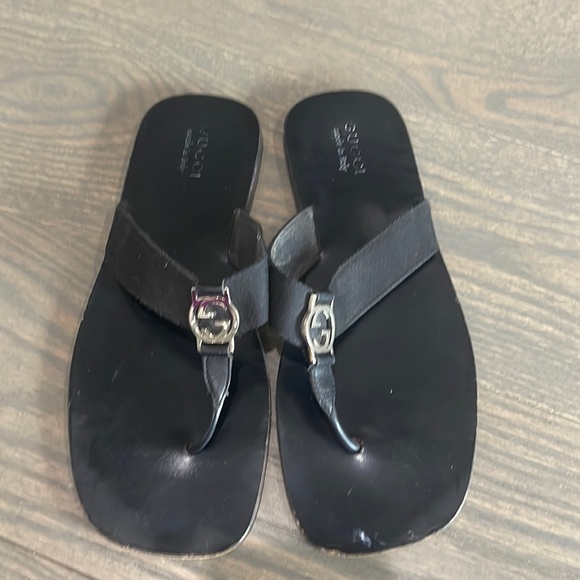 Gucci Shoes Authentic Mens Gucci Thong Sandal Poshmark